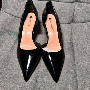 Bugtree Elegant Black Heels